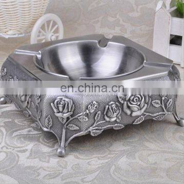 Factory price CUSTOM metal souvenir ashtray for home decoration