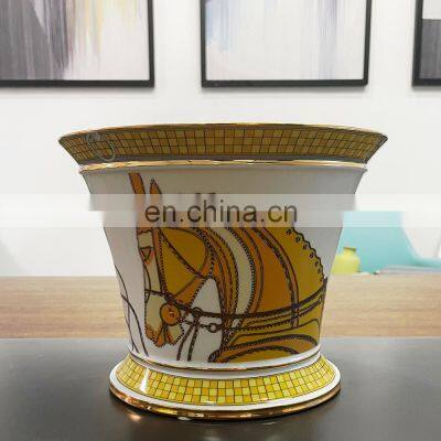 High-End Horse Pattern Decoration European Ceramic Gold Luxury Flower Vase
