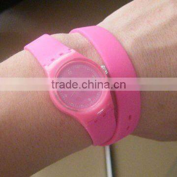 promotional gift item wholesaler manufactor silicone fashion gift watch cheap watch sports