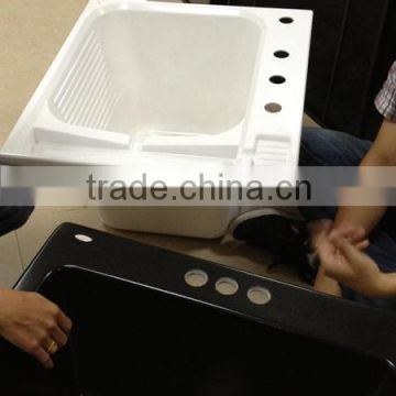 Vacuum formed plastic inner container of refrigerator product