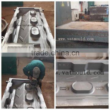 Super Accurate Large Demanded Road Barrier Blow Mould photo-4