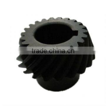 Spiral bevel pinion gear