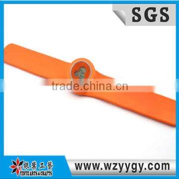 Custom warmly welcome silicone electronic watch