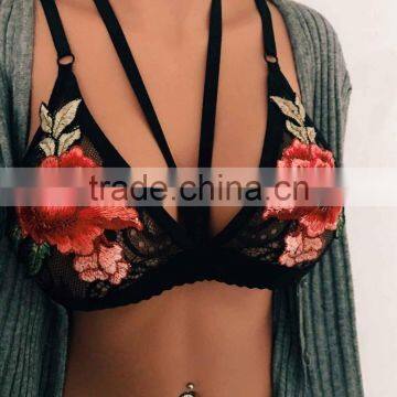 Wholesale fashion black white sexy Newly Design ladies Push Up Lace Embroidered Bustier Strappy bra