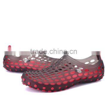 Plastic Shoes With Hole photo-3