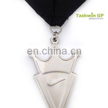 Simple Hot Design Silver Medal , Custom Large Metal Medal for Music Circles Use photo-2