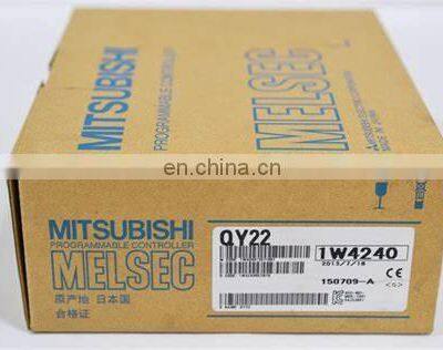 Mitsubishi MELSEC-Q PLC Digital Input Output Module QY22 in Stock photo-3