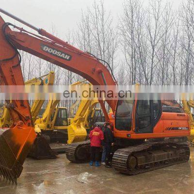 Doosan second hand crawler excavator dx300 , Original dx300lc-7 excavator , Doosan dx225-7 dx220-7 digger