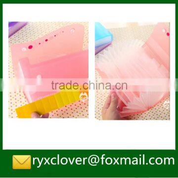 Small Clear Plastic Expandable Button File Folders photo-5