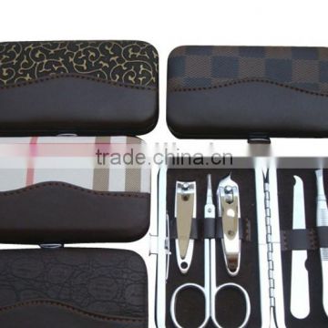 Manicure sets