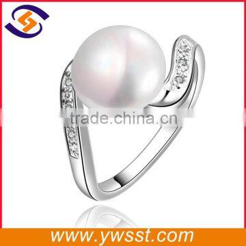 Man napkin fashion pearl jewelry ring