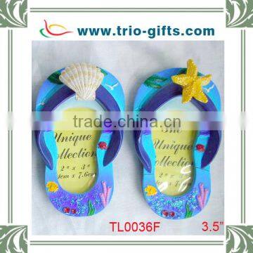 polyresin slipper shape small photo frame with magnet