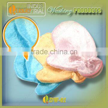 China supplier wholesale high quality bamboo fiber cleaning glove scouring pad for sale