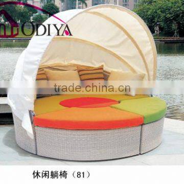 outdoor garden rattan round daybeds with canopy