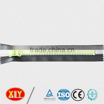 2015 Shenzhen Xly Normal Slider Thumb Puller Plastic Zipper photo-3
