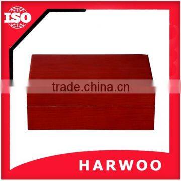 Gorgeous and custom wooden tobacco boxes in red color                        
                                                Quality Choice