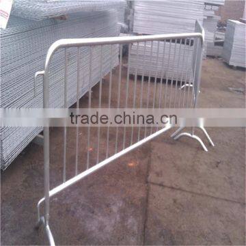 Hot dipped galvanized pedestrian safety traffic crowd control portable metal barrier event fence