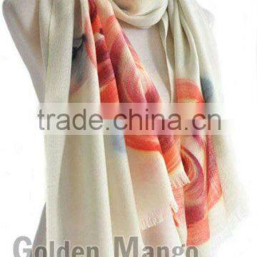 Fashion printed 100% wool shawl