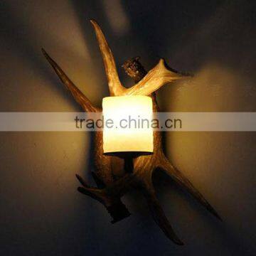 Rural Style Light Resin Antler Creative Light Deer Horns II Wall Lamp photo-3