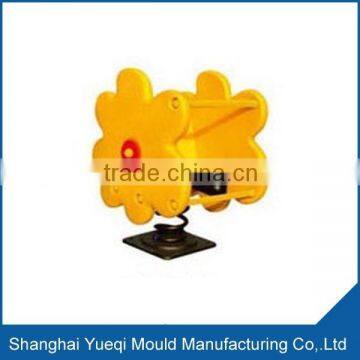 Customize Plastic Shaking Toy Roto Mold