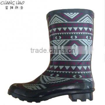 Women fashion rubber rain boot has Characteristic graphics printed