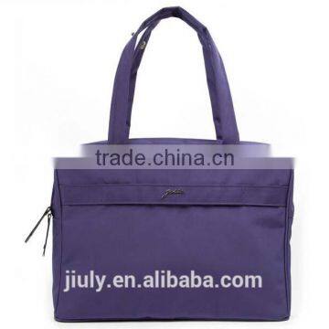 Stylish Lines and Art Perfect Blend of the Contemporary With the Classic Laptop Bag photo-2