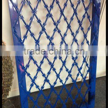 crossed welded concertina diamond razor wire mesh fence