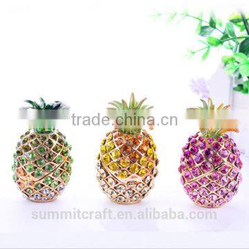 Wedding take away gifts artificial diamante mini metal pineapple figurine