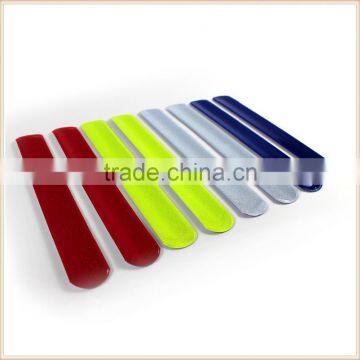 A PAIR OF HIGH-VIZ KIDS REFLECTIVE SLAP SNAP BANDS FLUORESCENT SAFETY STRAPS photo-2