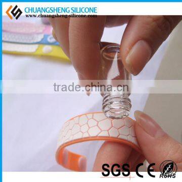 Customer Logo Fluo Silicone Mosquito Repellent Bracelet photo-2