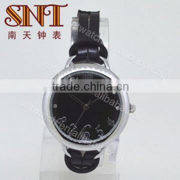 Luxury PU leather watch with stylish dial for lady