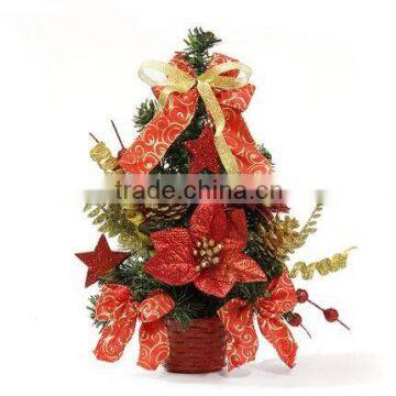 Mini pine needle decorated artificial christmas trees