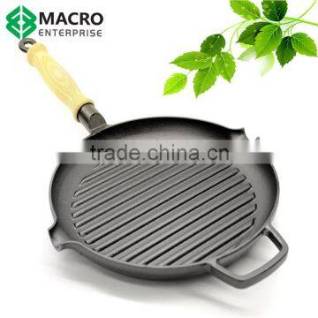 Non stick cast iron fry pan/skillet