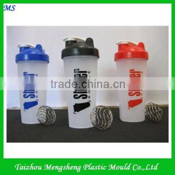 700ml Plastic Shaker Bottle