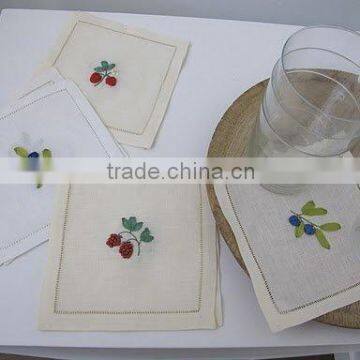 hand embroidery cocktail napkin