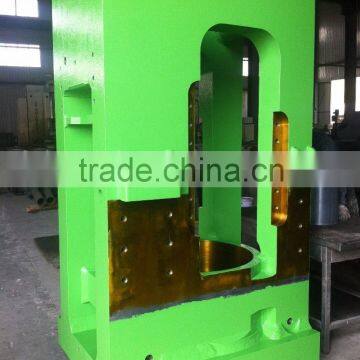 hydraulic shear frame