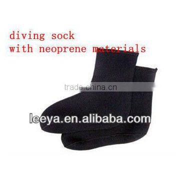 waterproof diving sock with neoprene material