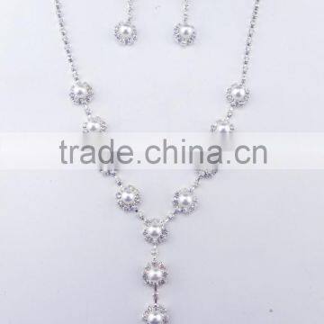 New arrival diamond around fancy pearl necklace set