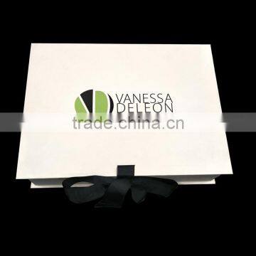 custom printed elegant foldable white gift box with ribbon closing for clothing packaging