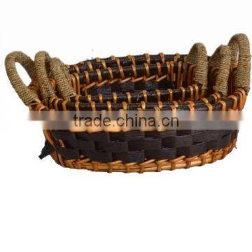 flat wicker tray