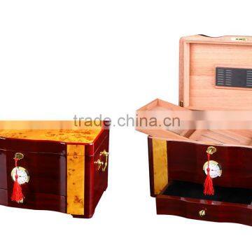 High Quality Spanish Cedar Wood Box Made in Cihna photo-2