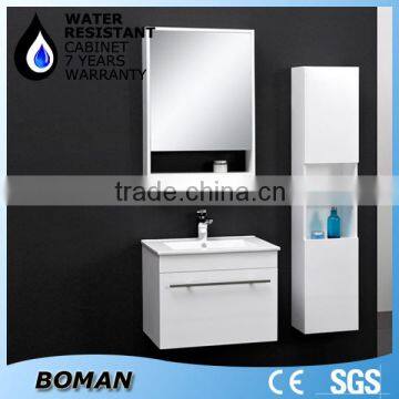 high quality bathroom mirror cabinet with lamp lignt