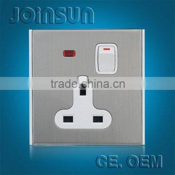 uk standard square 3 pin switch socket