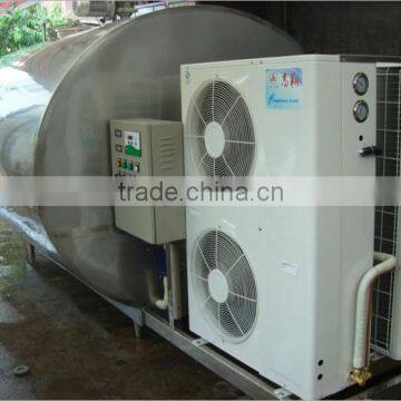 Horizontal directly cooled milk tank