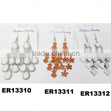 fashion resin dangle chandelier earrings