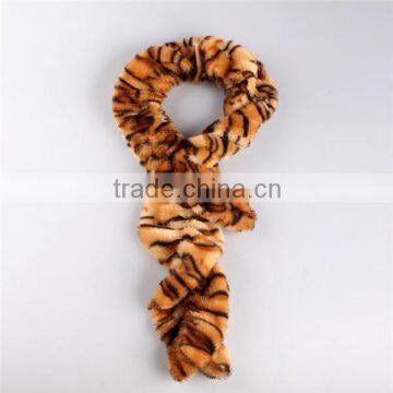 Sya hot sale new deisign fashion acrylic faux rabbit fur scarf