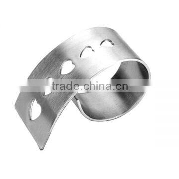 SRA0018 Fresh Choice Blank Heart Hollwed Napkin Ring 316L Stainless Steel Jewelry