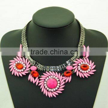 hawaii flower necklace necklace with magnetic clasp