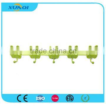 Green Panda Shape Household Wall Mounted Metal Pothook with 5 Hooks Used in Bedroom, Kitchen and Bathroom XQ1358