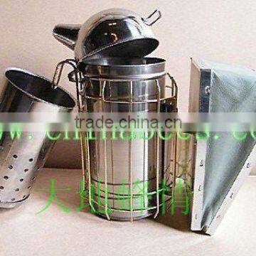 professional beekeeping equipment,amoker guarder and inner tank